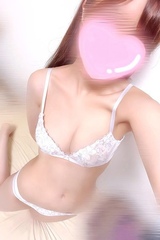 ゆりな